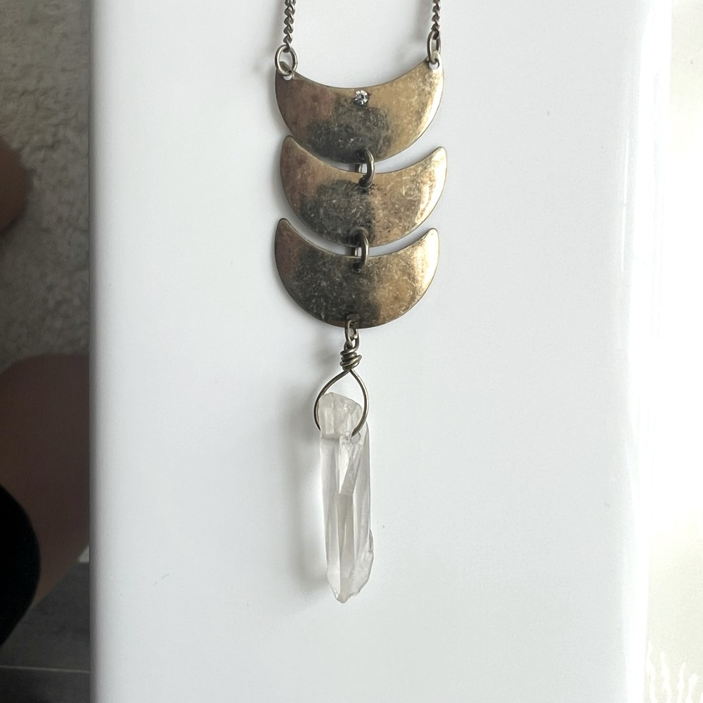 American Eagle Outfitters Gold Necklace w Crystal Detail